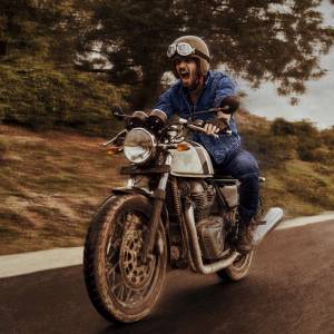 Gift Service Staging